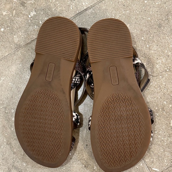 Abeo Kai sandals size 7.5 like new - Picture 6 of 7